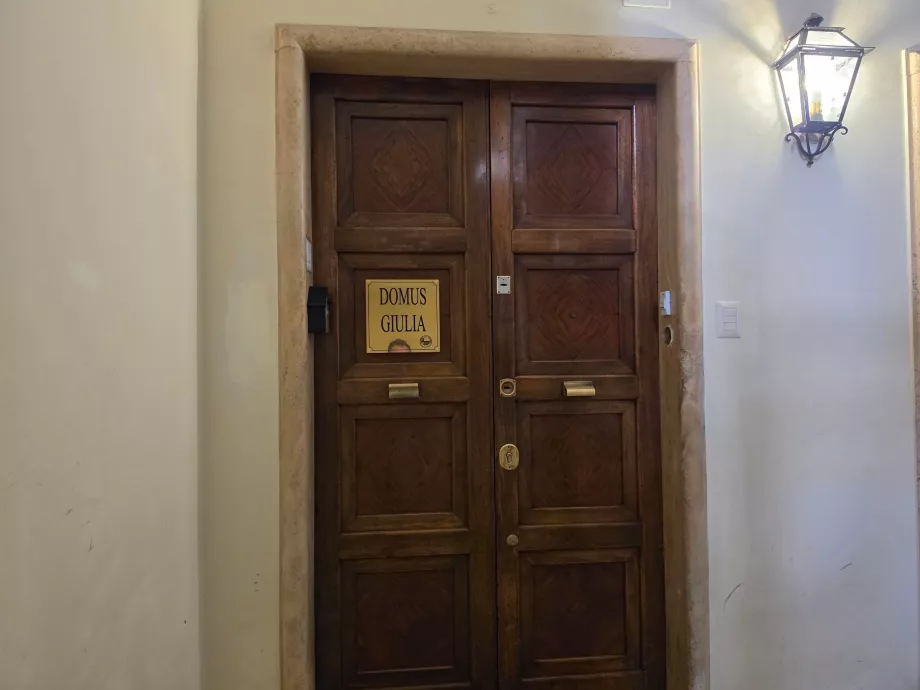 Entrada a la recepción