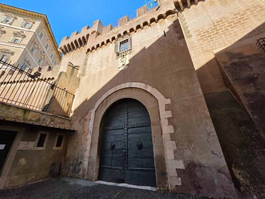 Entrada a Passetto di Borgo