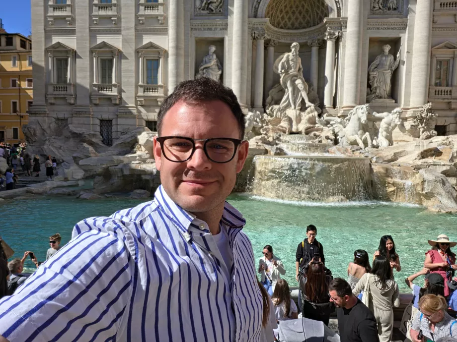 I en la Fontana de Trevi