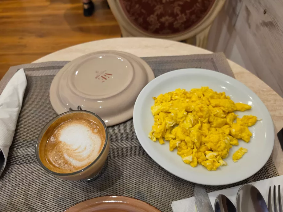 Desayuno