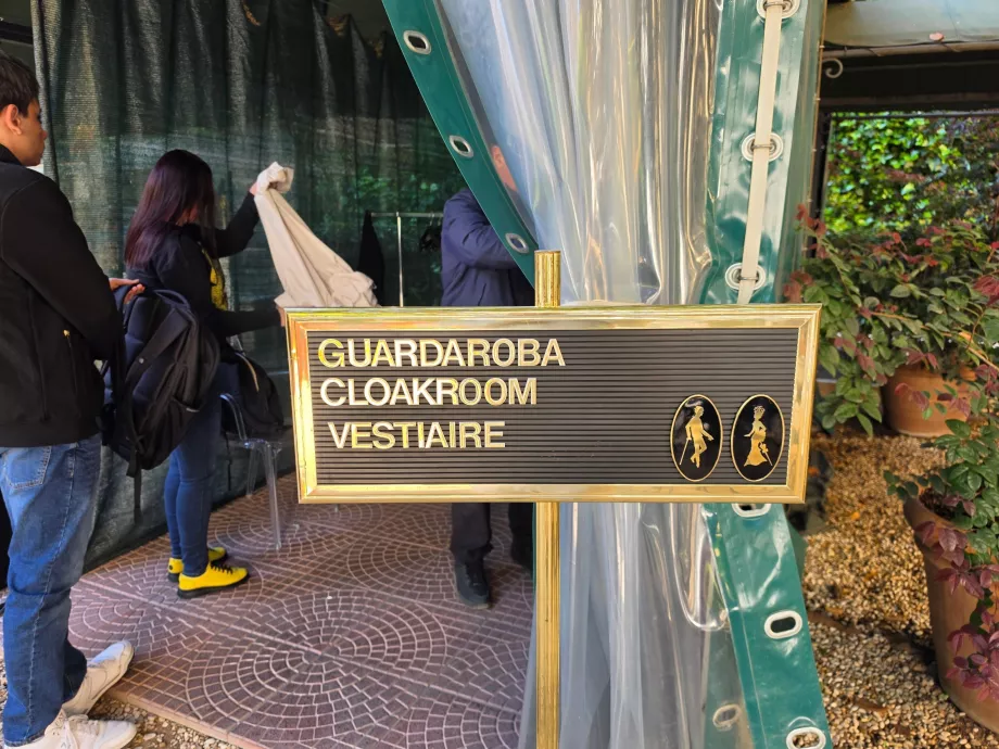 Galleria Colonna, consigna de equipajes