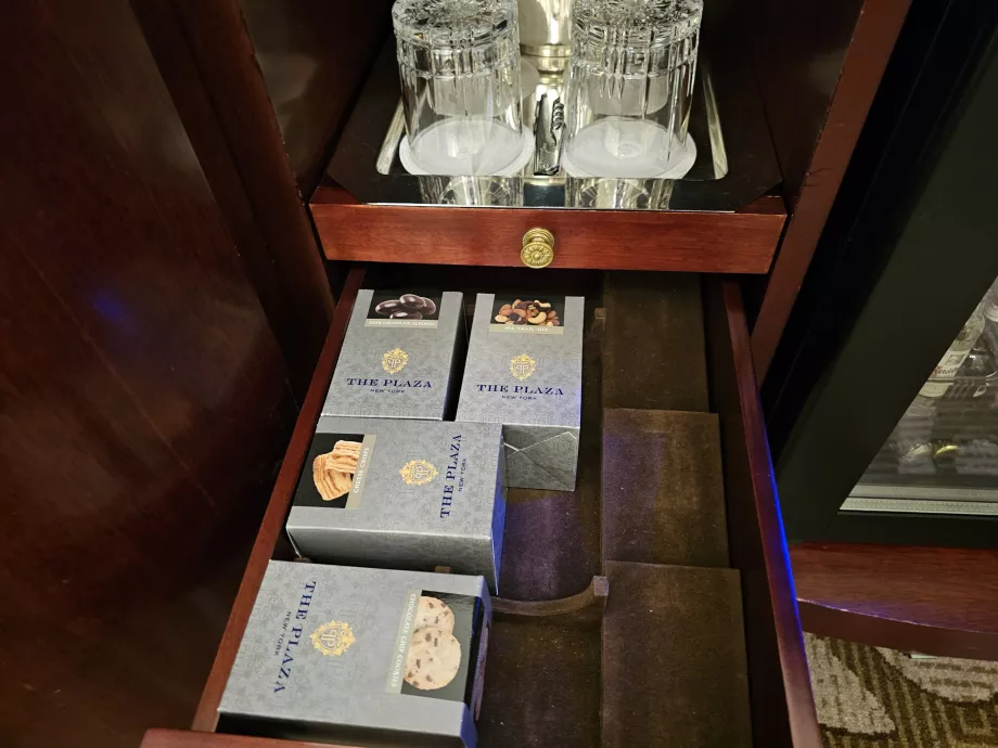 Galletas en el minibar