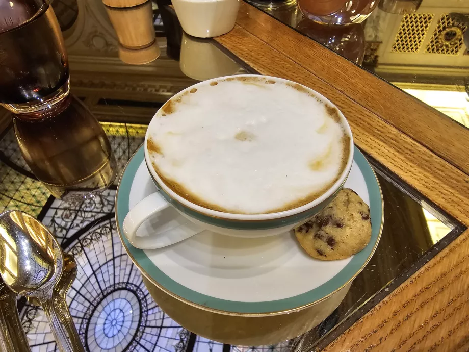 Capuchino en el desayuno