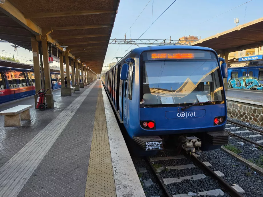 Tren Roma–Lido