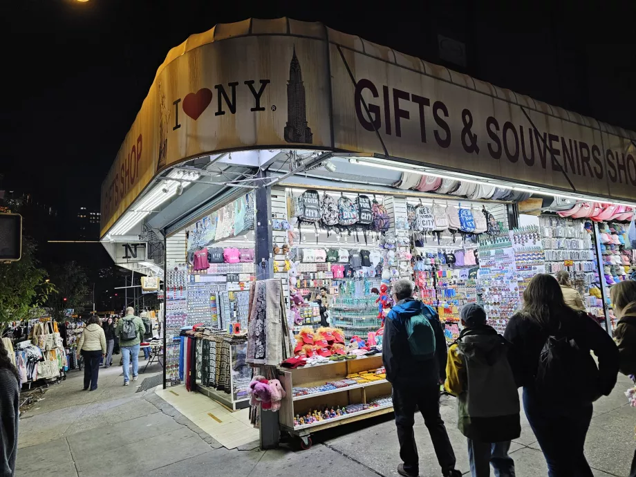 Barrio chino, tiendas de recuerdos