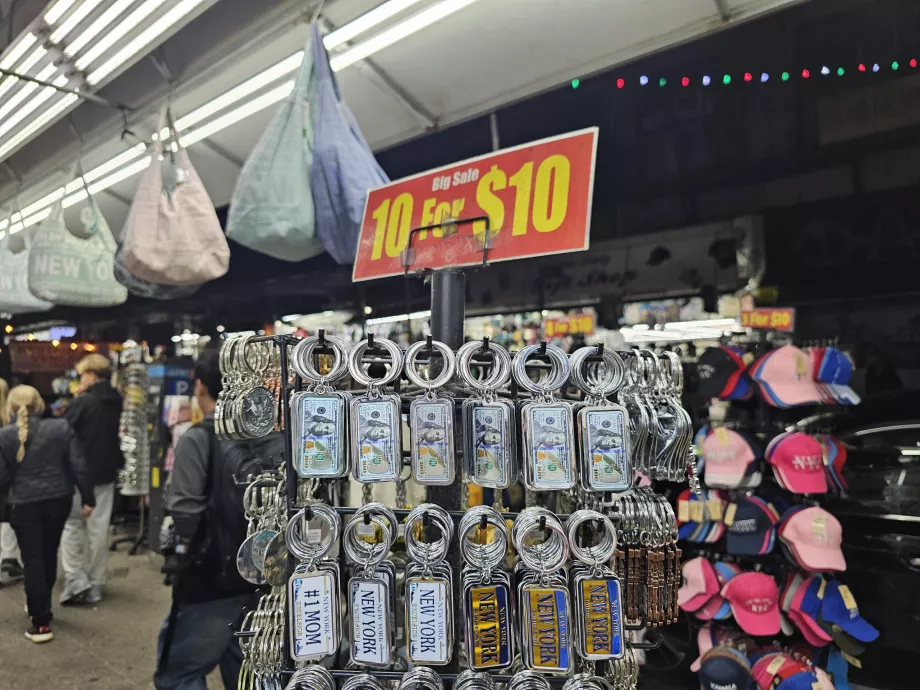 Barrio chino, tiendas de recuerdos