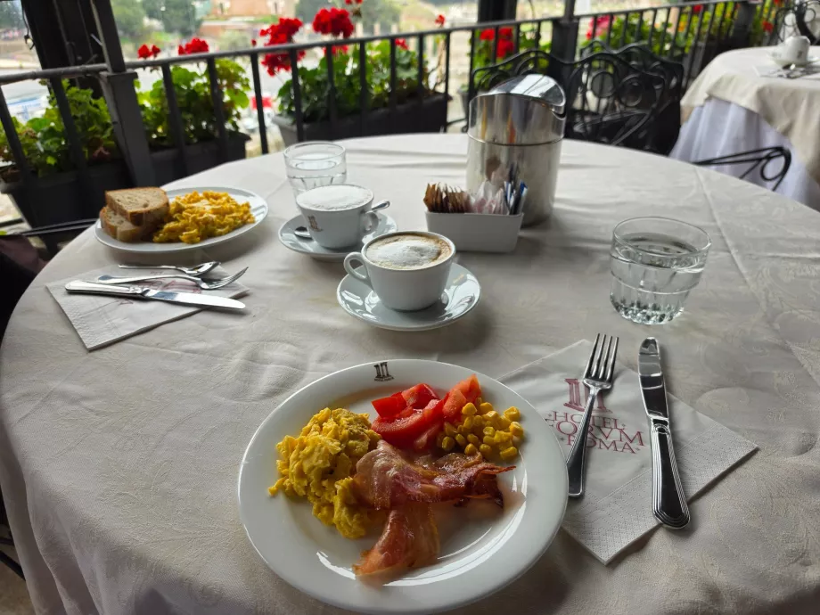 Desayuno