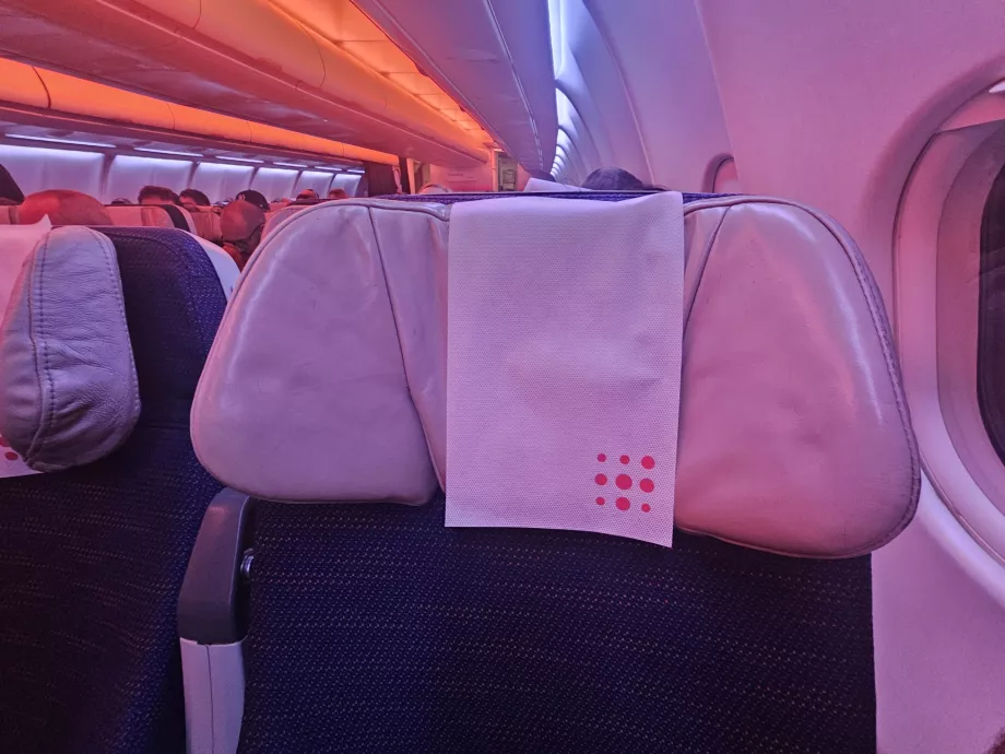 Reposacabezas ajustable