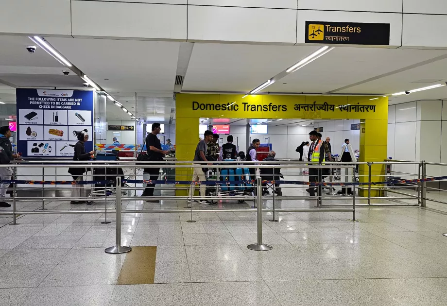 Traslado de un vuelo internacional a un vuelo nacional