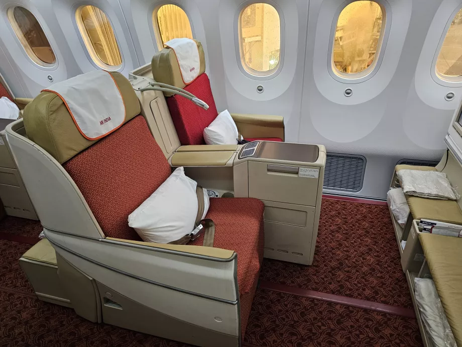 Asientos de clase preferente, Boeing 787