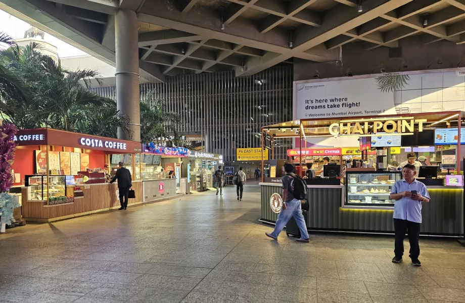 Refrescos frente a la Terminal 2