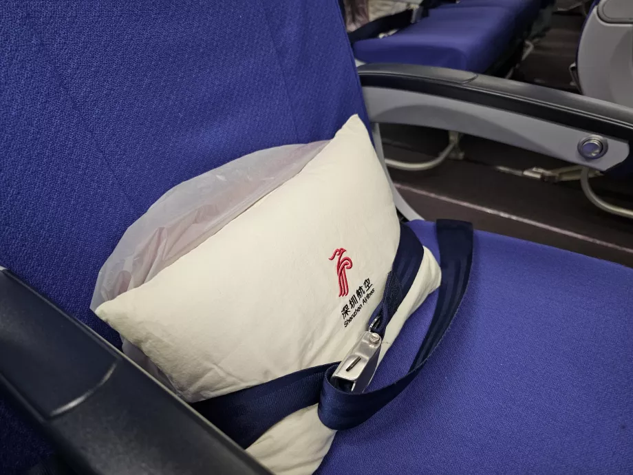 Almohada en líneas de larga distancia