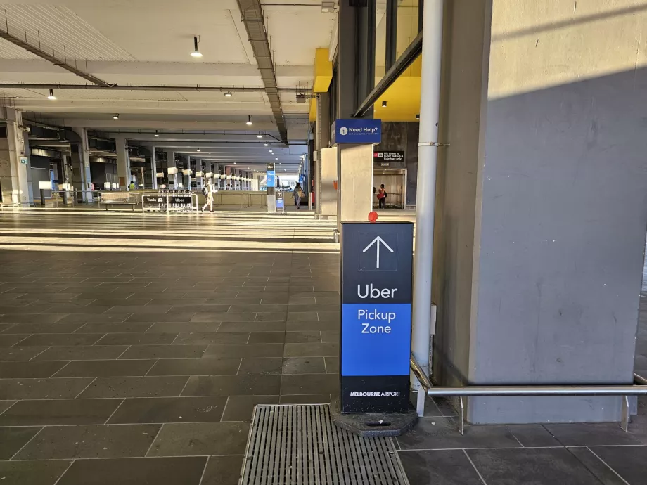 Stand de Uber en la Terminal 4