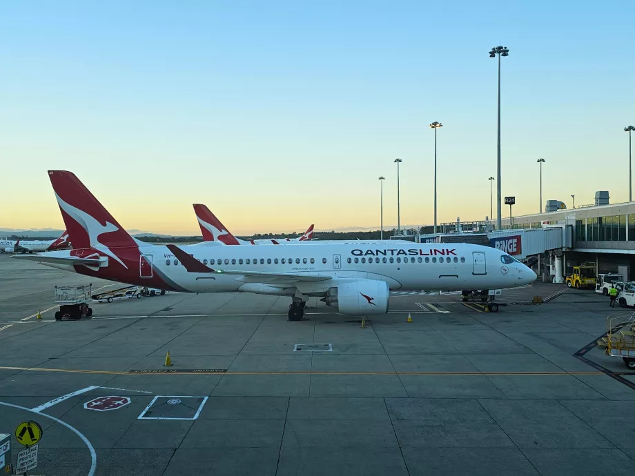 Qantas, Airbus A220, Aeropuerto de Melbourne