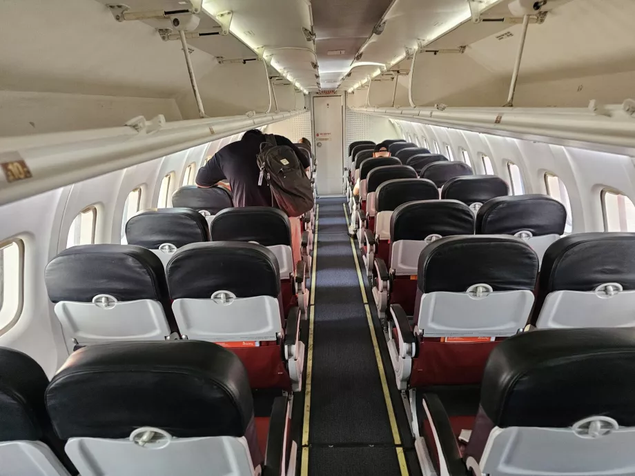 Interior de un avión ATR